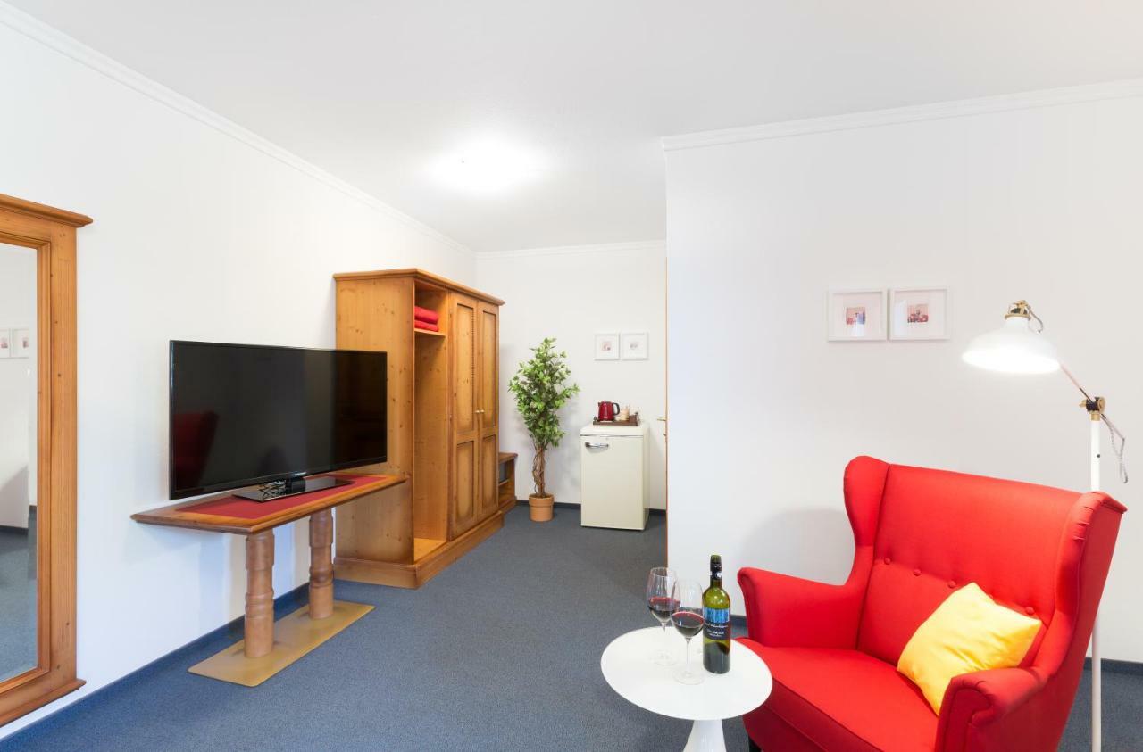 Hotel Garni Nöserlgut Linz Exteriör bild